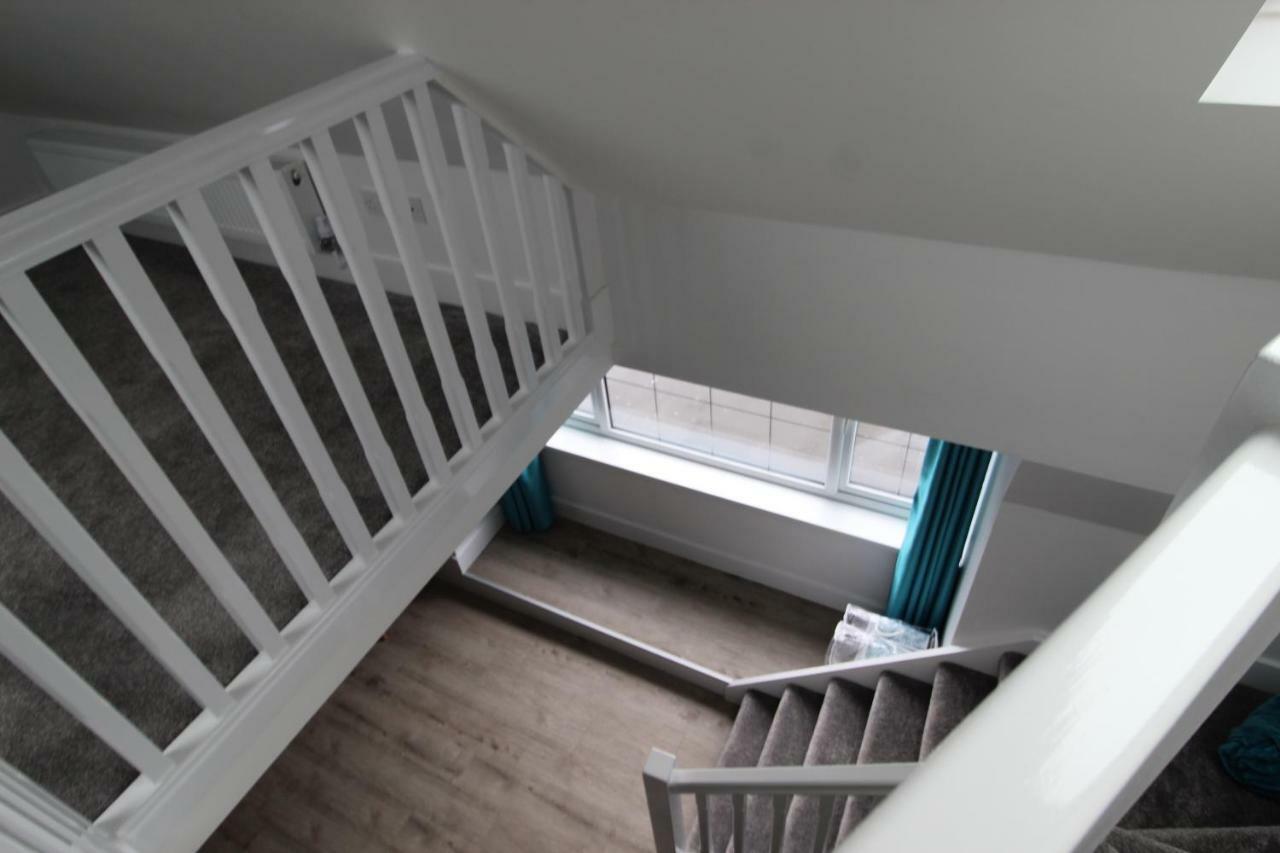 2 Serviced Apartments In Childwall-South Liverpool - Each Apartment Sleeps 6 Exterior foto